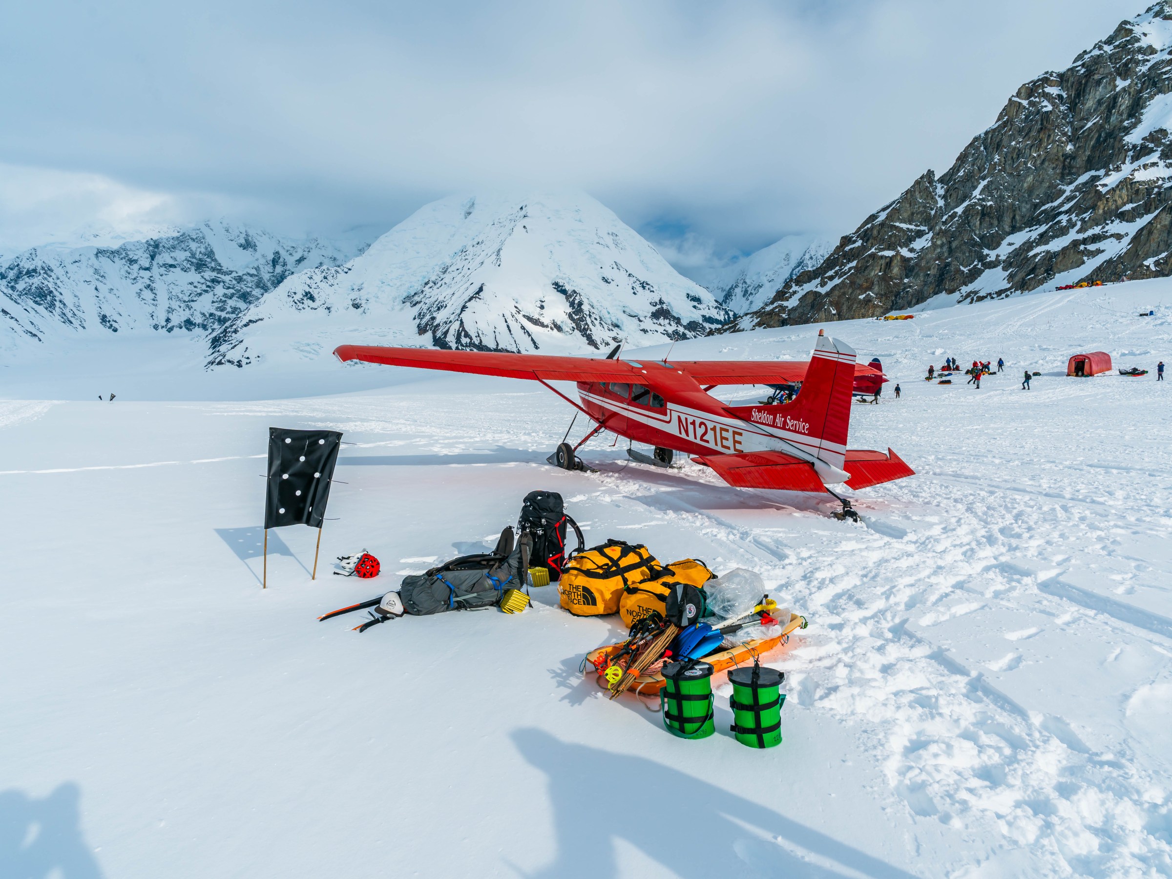 Climbing Denali Air Taxi Drop Off Mountaineers Support