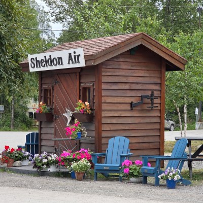 Sheldon Air Seasonal Sales Kiosk