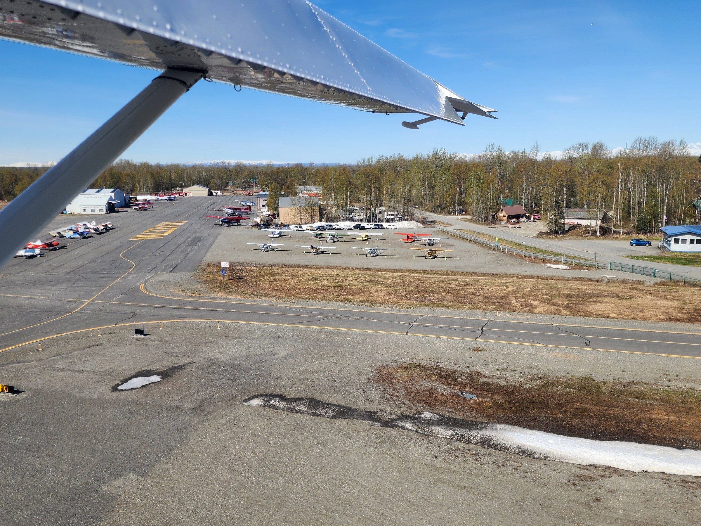 TKA Airport Wing View of Runway